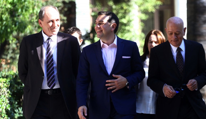 Και τώρα τρέχουμε! Τέσσερα μέτρα την μέρα για να κλείσει η αξιολόγηση