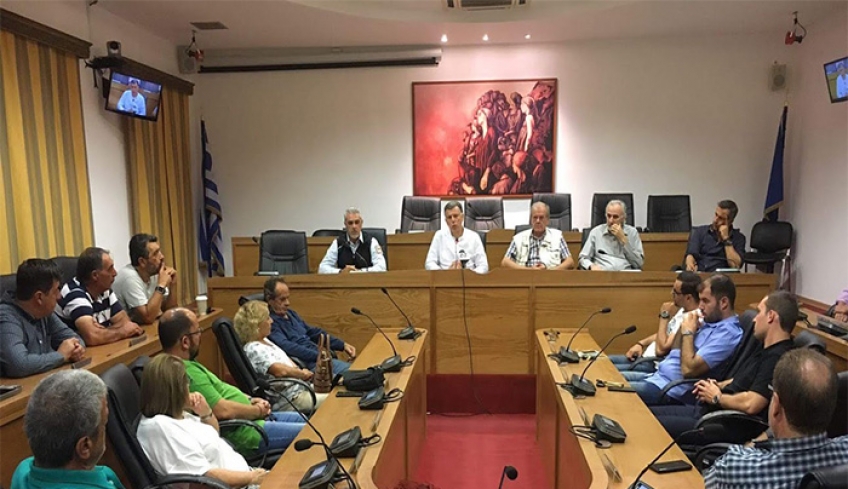Χρήσιμη συνάντηση για την καλύτερη λειτουργία της πόλης και των Κοινοτήτων πραγματοποιήθηκε χθες βράδυ