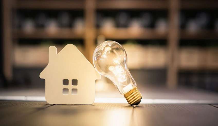 Ηλεκτρικό ρεύμα: Δείτε αναλυτικά τις χρεώσεις ανά εταιρεία μετά την επιδότηση