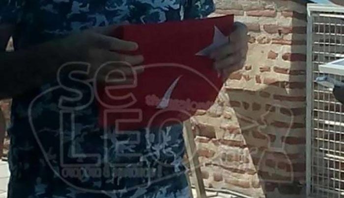 Τούρκοι επιχείρησαν να ανοίξουν τουρκική σημαία στον Λευκό Πύργο