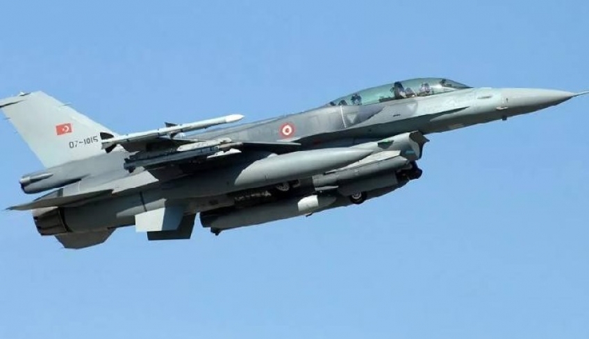 Tουρκική πρόκληση: F-16 παρενόχλησαν ελικόπτερο, ανοιχτά του Φαρμακονησίου