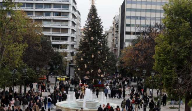 Εορταστικό ωράριο: Πώς θα λειτουργήσουν σήμερα παραμονή Πρωτοχρονιάς τα καταστήματα