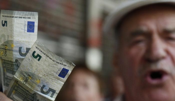 Τσεκούρι 25% στις συντάξεις – Καταργούνται οι προσωπικές διαφορές