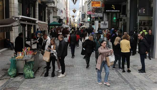 Στα ΑΤΜ το επίδομα προσωπικής διαφοράς: Ποιοι δικαιούχοι θα λάβουν έως 200 ευρώ