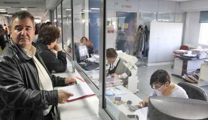 Αυτές είναι οι νέες εισφορές που θα πληρώνουν μισθωτοί, ελεύθεροι επαγγελματίες και αγρότες