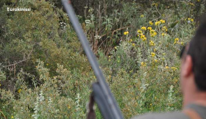 Κορινθία: Κυνηγοί πυροβόλησαν 36χρονο και τον εγκατέλειψαν αιμόφυρτο