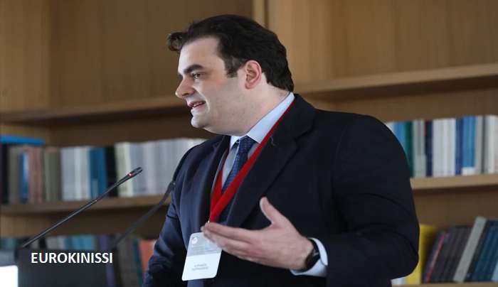 Πιερρακάκης: «Ανοίγει» άμεσα πρόγραμμα 400 εκατ. ευρώ για την ψηφιακή στήριξη μικρομεσαίων επιχειρήσεων