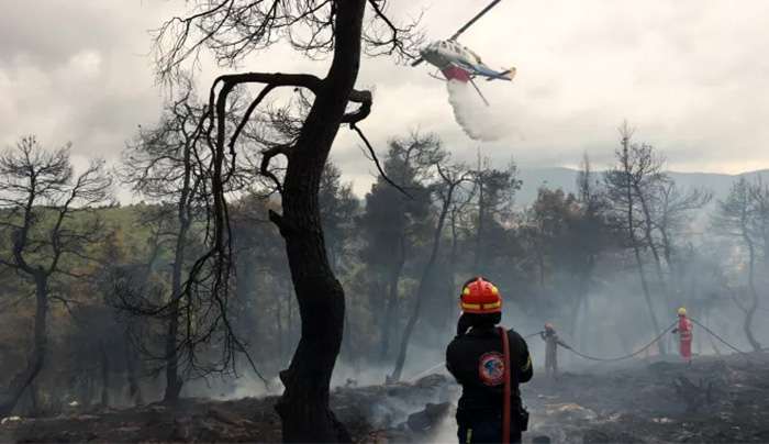 Συναγερμός για ταυτόχρονα πύρινα μέτωπα στο Υπουργείο Πολιτικής Προστασίας: 71 πυρκαγιές σε 12 ώρες – Έκτακτες σύσκεψεις