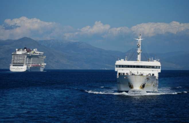 Τριήμερο Αγίου Πνεύματος: Μεγάλη ζήτηση σε πλατφόρμες Airbnb – Ετοιμάζουν… απόβαση στα νησιά 12.000 Τούρκοι τουρίστες