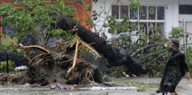 Έφτασε και στο Βιετνάμ ο τυφώνας Χαϊγιάν