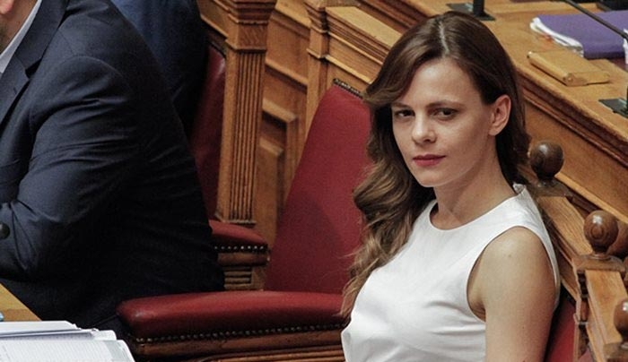 Συντάξεις: Στο τέλος Αυγούστου και ψαλιδισμένες οι επικουρικές που εκκρεμούν