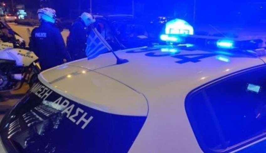 Ρόδος: Συνελήφθησαν τρία άτομα (οι δύο ανήλικοι) που κυκλοφορούσαν με μαχαίρια