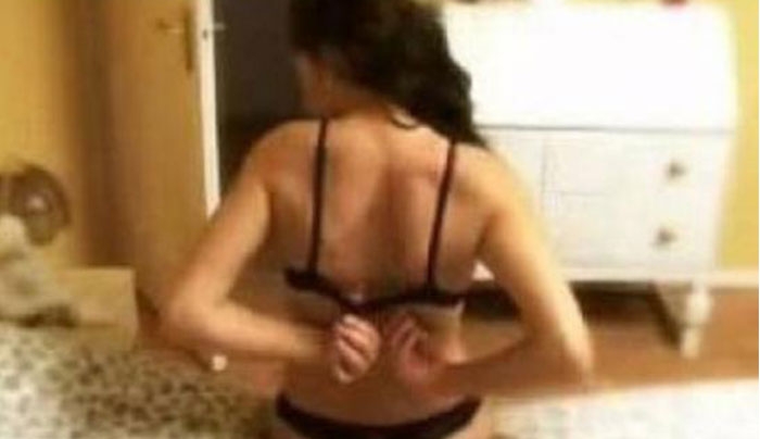 ΣΟΚ: Τι μπορεί να κρύβεται πίσω από μια sexy γυναίκα;