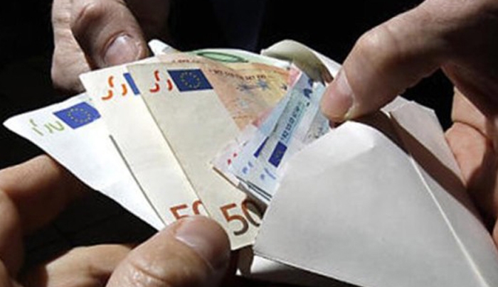 9 καταγγελίες διαφθοράς σε δημόσιες υπηρεσίες στα Δωδ/σα