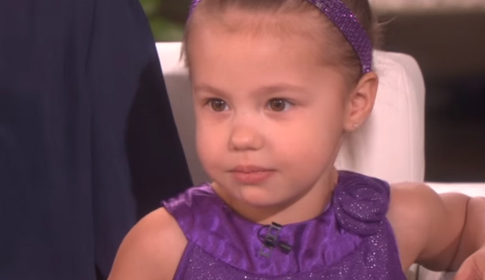 3χρονο κορίτσι-θαύμα κάνει απίστευτα ακροβατικά με 6 μήνες προπόνησης