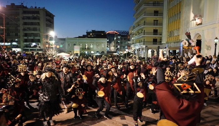 40.000 καρναβαλιστές στους δρόμους της Πάτρας