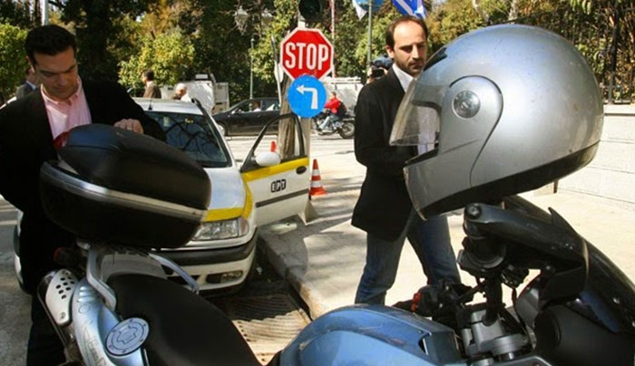 Ιδιώτης χρησιμοποιεί τον Τσίπρα για να πουλήσει την μηχανή του! (Photo)
