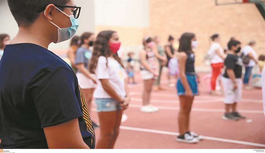 Κορωνοϊός: Διαφωνίες για την υποχρεωτική μάσκα στα σχολεία – Σύντομα οι τελικές αποφάσεις