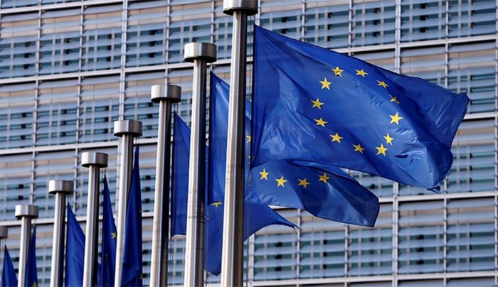 ΕΕ: Η εποπτεία της Ελλάδας θα συνεχιστεί για ακόμη 6 μήνες