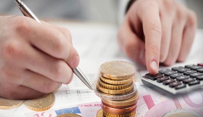 «Καπέλο» 46% στους φόρους για εισοδήματα 30.000 ευρώ μέσα σε μια 7ετία