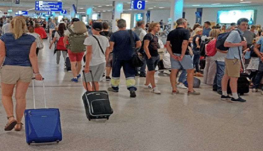 Από αυτές τις χώρες είναι τα περισσότερα “εισαγόμενα” κρούσματα τουριστών