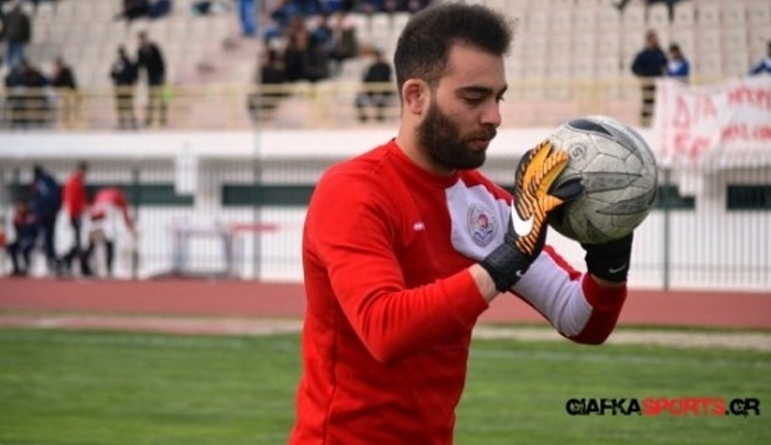 «Φλερτάρει» με Μιχαλάκη ο Φοίβος