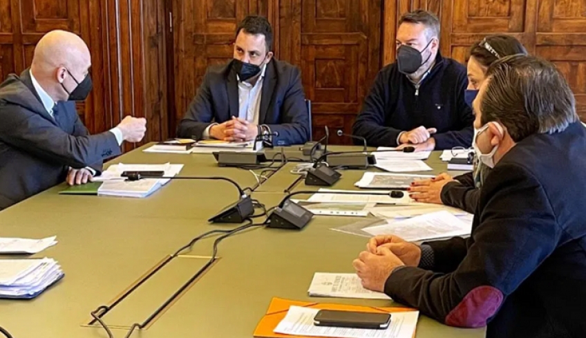 Συνάντηση Αμυρά – ΤΕΕ Δωδεκανήσου: «θα συνδιαμoρφώσουμε τη λύση για τους δασικούς χάρτες»