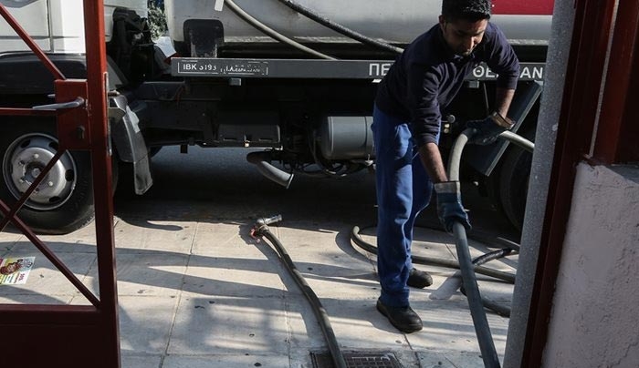 Στα «ύψη» το πετρέλαιο θέρμανσης - Τι θα πληρώσουμε φέτος