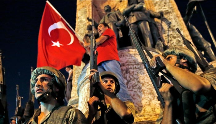 Spiegel: Ολοένα περισσότεροι Τούρκοι ζητούν άσυλο στην Ελλάδα