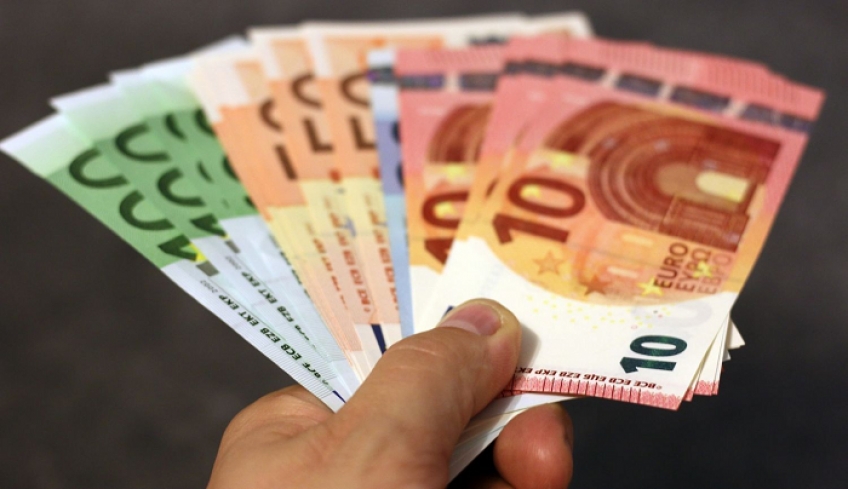 Αναδρομικά συνταξιούχων με «κούρεμα» έως 55% - Πώς θα φορολογηθούν