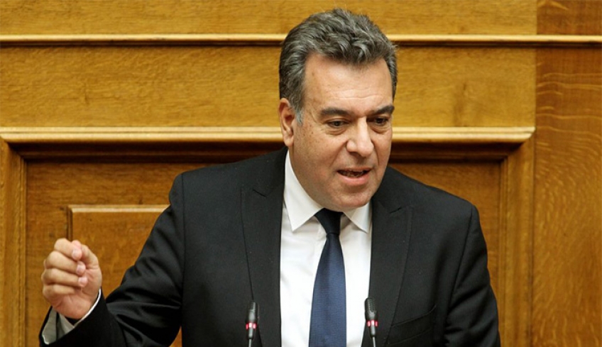 ΜΑΝΟΣ ΚΟΝΣΟΛΑΣ: «Η άρνηση του δικαιώματος ψήφου στους απόδημους Έλληνες, συνιστά άρνηση του οικουμενικού χαρακτήρα του ελληνισμού»