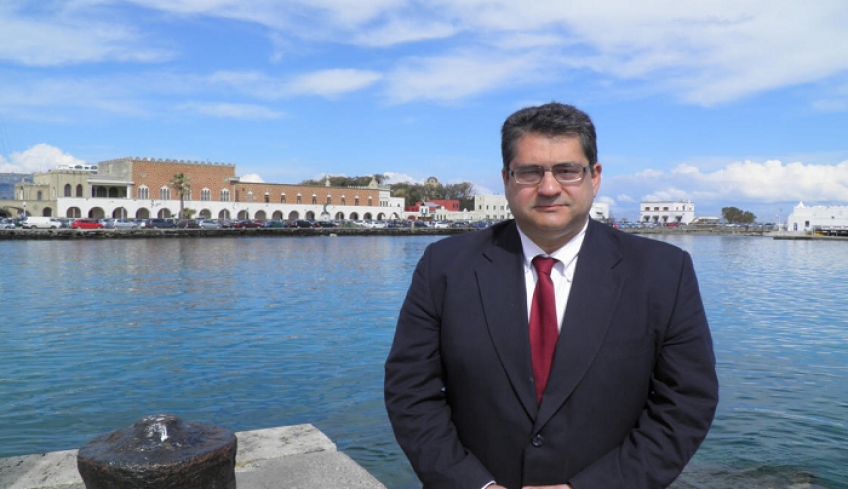 Η ηγεσία της Π. Ν. Α.  "τιμά την ιστορία"  με... τρεις (3) αναθέσεις αξίας 120.000€  στην ίδια εταιρεία για να  ανακαινίσει... το ήδη  ανακαινισμένο κτίριο του Ελληνικού Προξενείου!