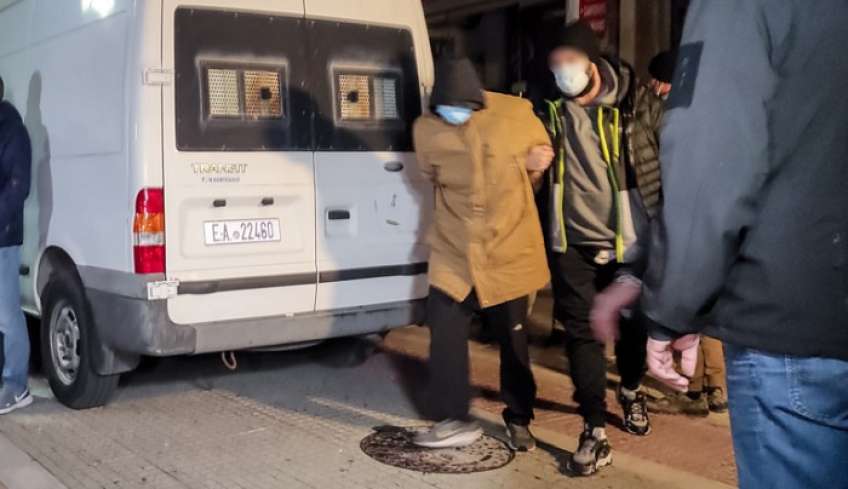 Πάτρα: Προφυλακίστηκαν οι 6 συλληφθέντες αντιεξουσιαστές - Ανάμεσά τους και ο γιος του "Στέλιου" της "17Ν"