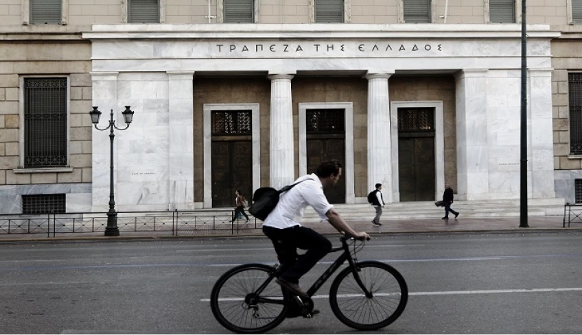 Χρεώσεις τραπεζών: Αυτά τα ποσά θα κληθούμε να πληρώσουμε