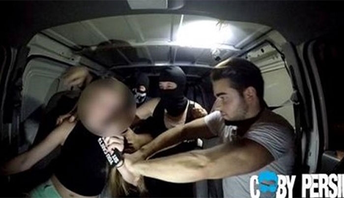 Το βίντεο που έγινε viral: Οι κίνδυνοι των social media μέσα από την «απαγωγή» τριών κοριτσιών