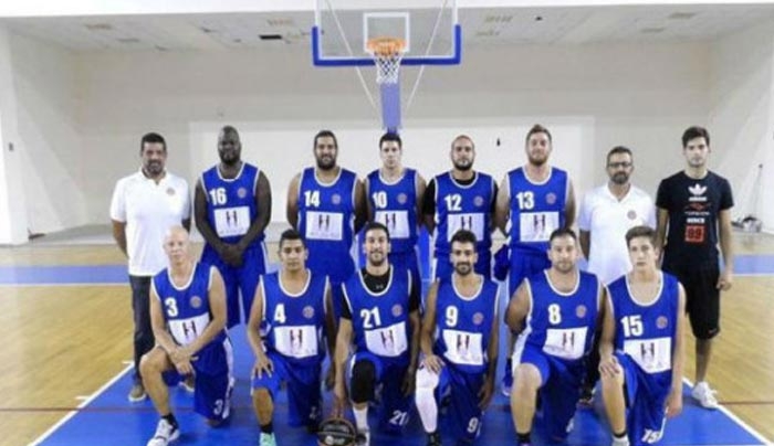 Ο Έλληνας Κάρι μένει στη Ρόδο! Έβαλε 17/36 τρίποντα