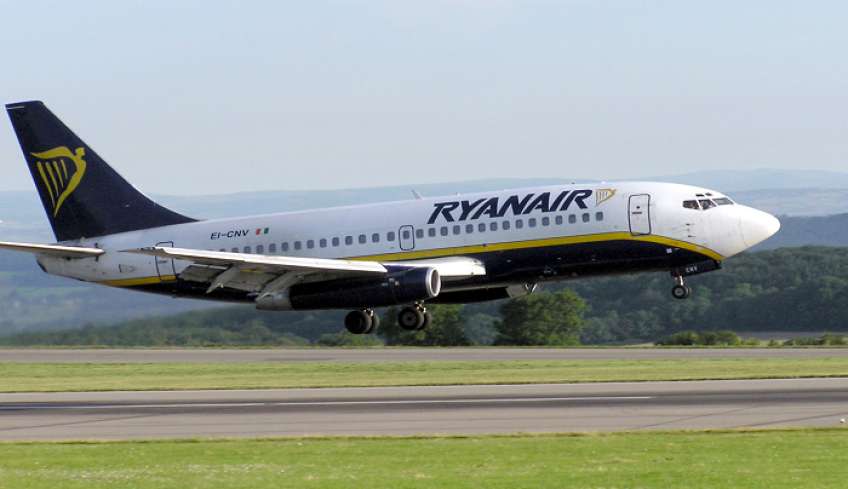 Κλείνει την βάση της Αθήνας στις 29 Οκτωβρίου η Ryanair – Επίθεση σε Κικίλια, AIA και Fraport