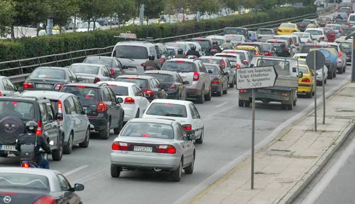 Τέλη κυκλοφορίας του 2016: Χαράτσι για 1.195.794 Ι.Χ.