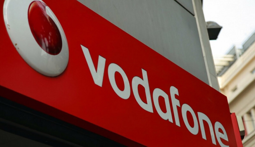 H Vodafone βάζει μπροστά το καλώδιο οπτικών ινών στο Αιγαίο