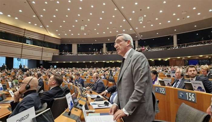 Στη Ρόδο τον Μάιο του 2026 οι αυτοδιοικητικοί των 27 κρατών-μελών της Ε.Ε., μετά από πρόσκληση του Περιφερειάρχη Γ. Χατζημάρκου, για το νέο χρηματοδοτικό-δημοσιονομικό πλαίσιο της Ε.Ε. 2028-2034 (audio)