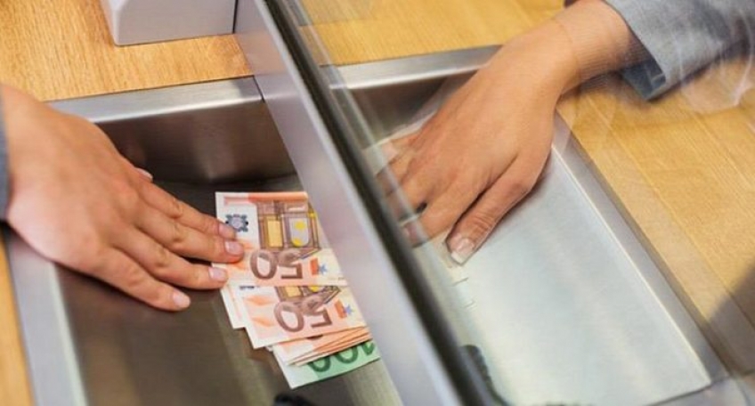 Τράπεζες: Παγώνουν για έξι μήνες οι πληρωμές κεφαλαίου για δάνεια