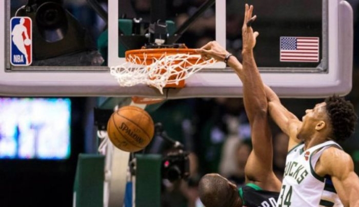SLAM: Ο Αντετοκούνμπο στη λίστα των κορυφαίων NBAer όλων των εποχών!