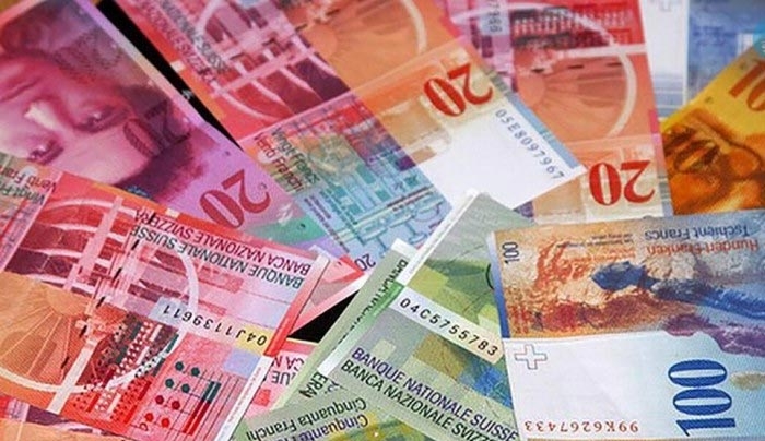 Παρέμβαση δανειοληπτών σε ελβετικό φράγκο στο Δημοτικό Συμβούλιο