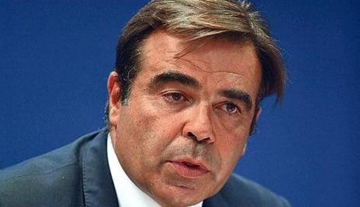 Χαιρετίζει η Κομισιόν την πρόταση για εμπλοκή του ΝΑΤΟ στο προσφυγικό