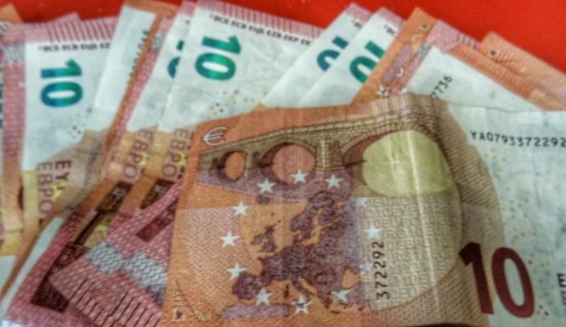 Συντάξεις: Μειώσεις μόνο για όσους παίρνουν πάνω από 1.000 ευρώ – Βροχή τα σενάρια