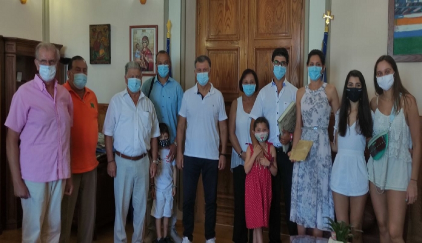 Τον Κώο επιστήμονα, επίκουρο καθηγητή του Χάρβαρντ, Λευτέρη Ήλιο Πασχάλη τίμησε ο δήμαρχος Κω