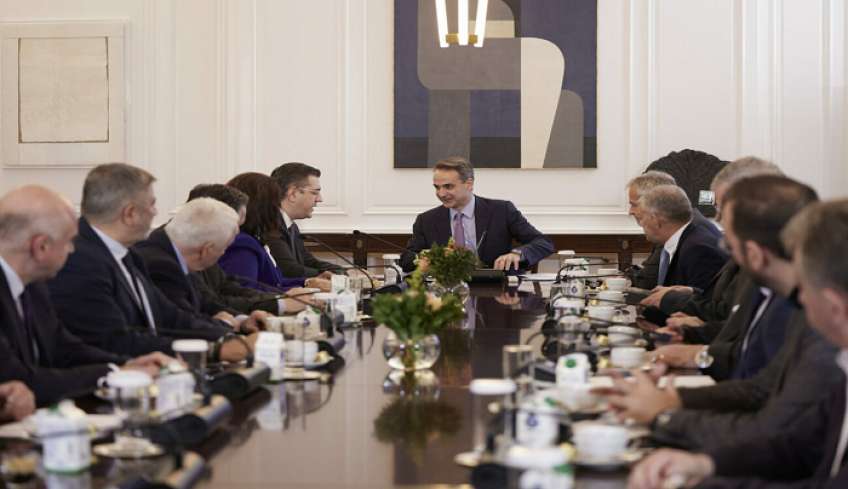 Μητσοτάκης με Περιφερειάρχες: «Σας θεωρούμε συμμάχους στον κεντρικό στόχο που έχουμε θέσει για την ισόρροπη ανάπτυξη της χώρας»