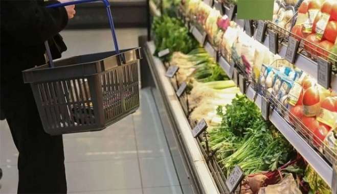 Η νέα λίστα των 704 προϊόντων με μείωση έως 24% στα σούπερ μάρκετ