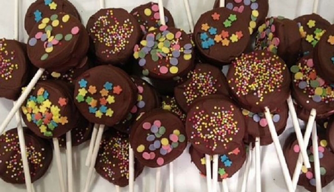 Πανεύκολα oreo cookie pops