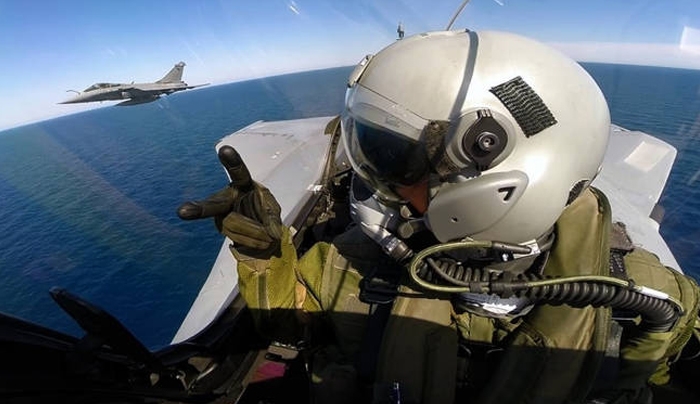Βίντεο ντοκουμέντο: Η κάμερα του δεύτερου Mirage κατέγραψε τη συντριβή του μαχητικού